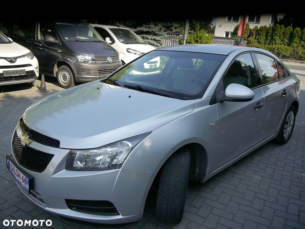 Chevrolet Cruze - 9