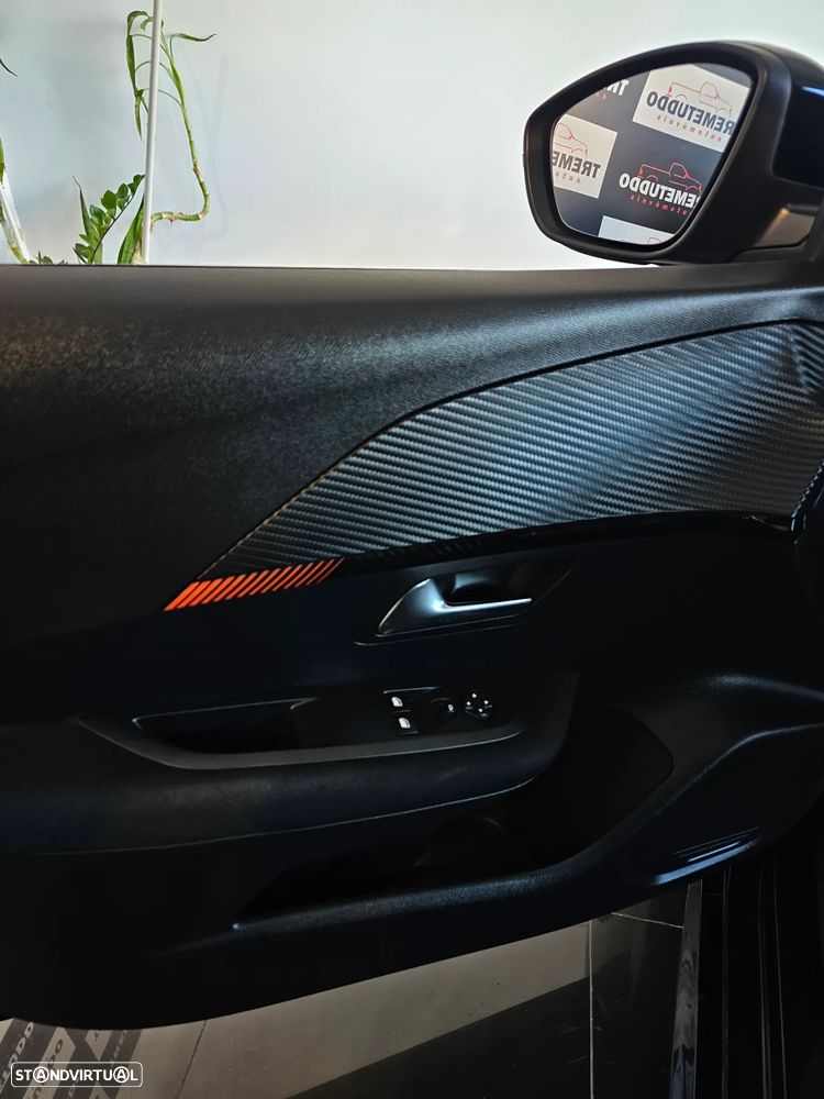 Peugeot 208 1.2 PureTech Active - 17