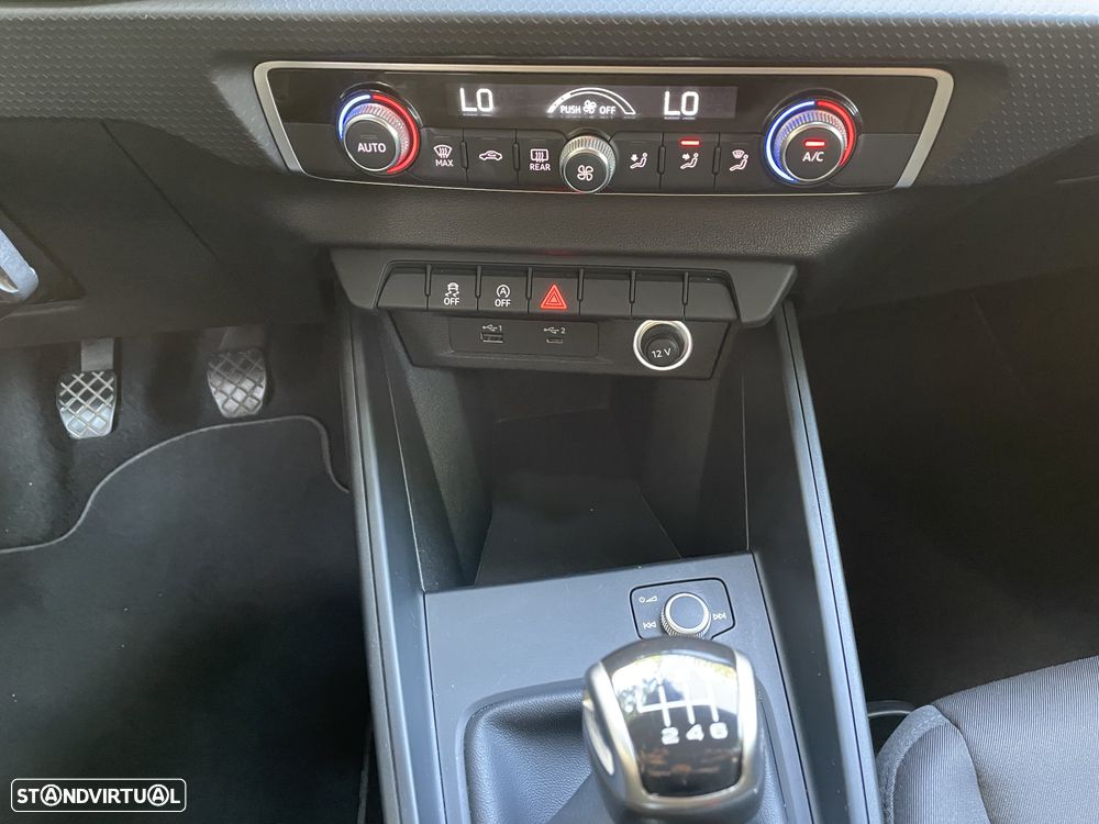 Audi A1 Sportback 30 TFSI S line - 37