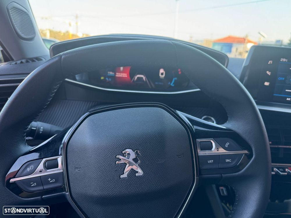 Peugeot 2008 1.2 PureTech Allure Pack - 8