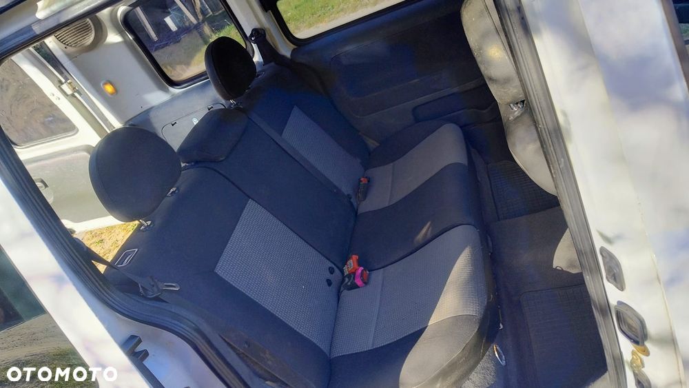Opel Combo Tour Essentia - 18