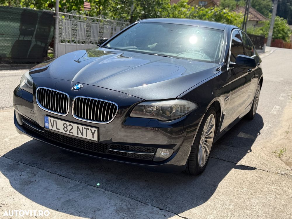 BMW Seria 5 525d Sport-Aut. Modern Line - 1