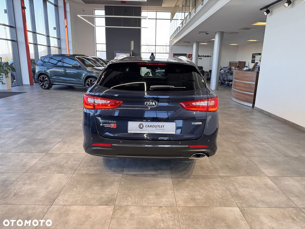 Kia Optima - 8