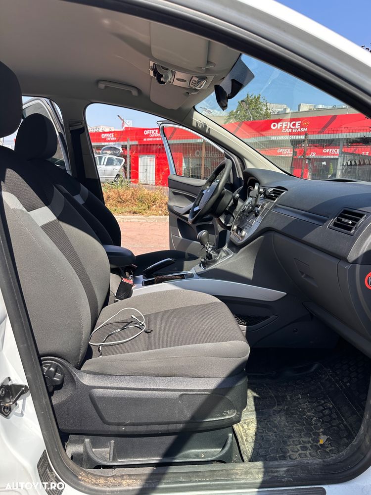 Ford Kuga 2.0 TDCi 4WD Titanium - 23