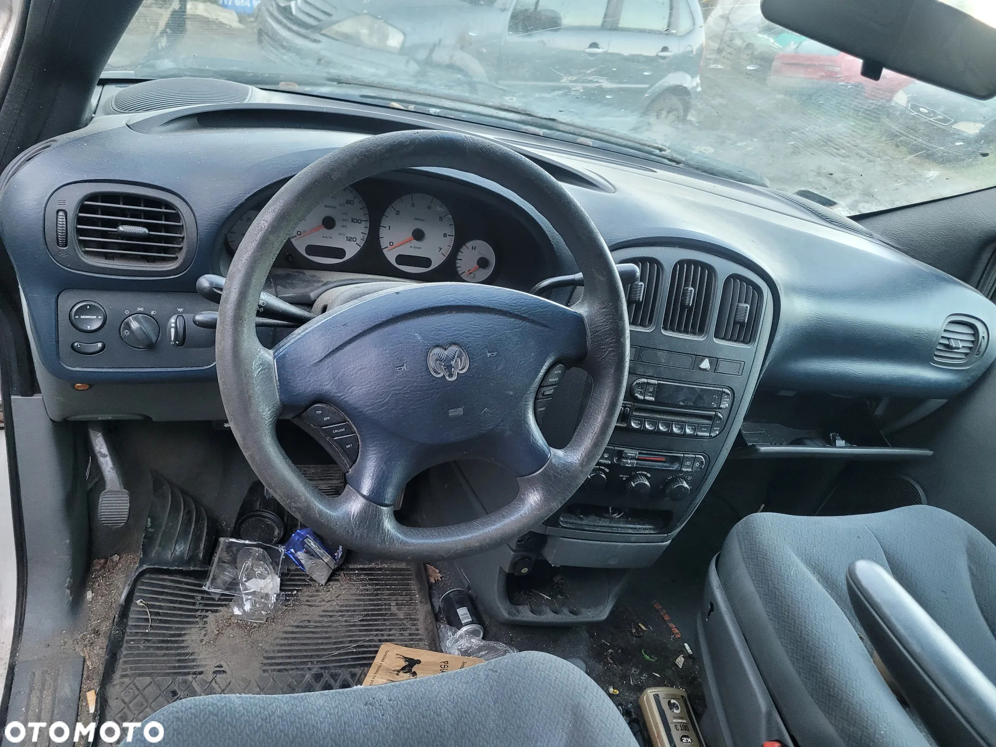 DODGE GRAND CARAVAN IV fotel fotele kanapa deska kokpit podsufitka boczek boczki klamka podłokietnik licznik - 2