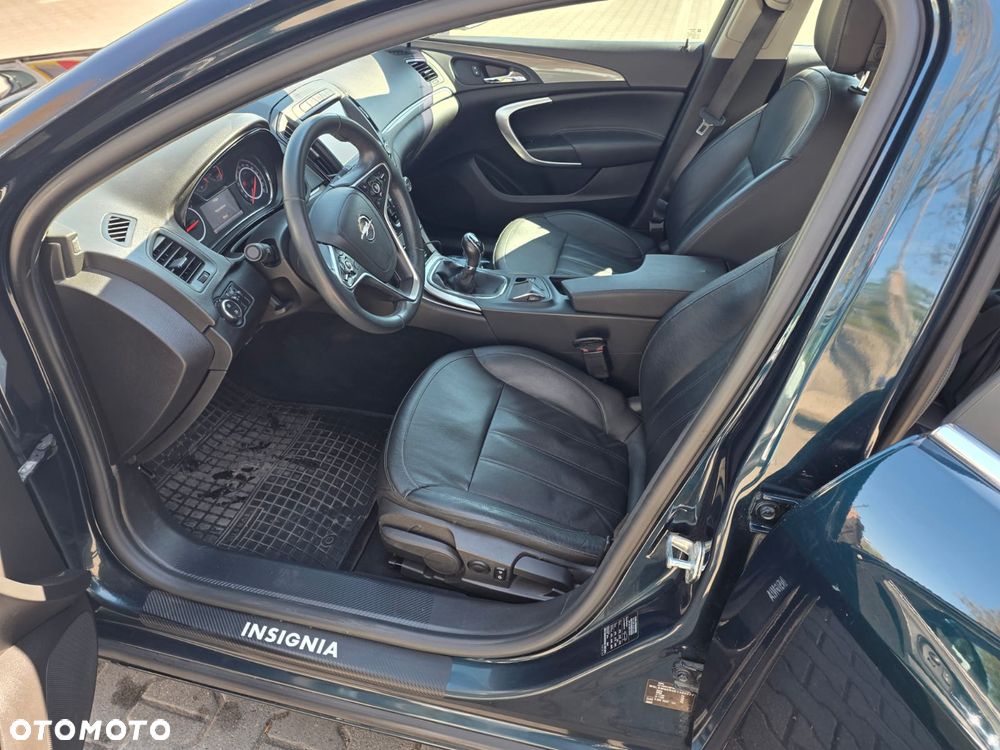 Opel Insignia - 11