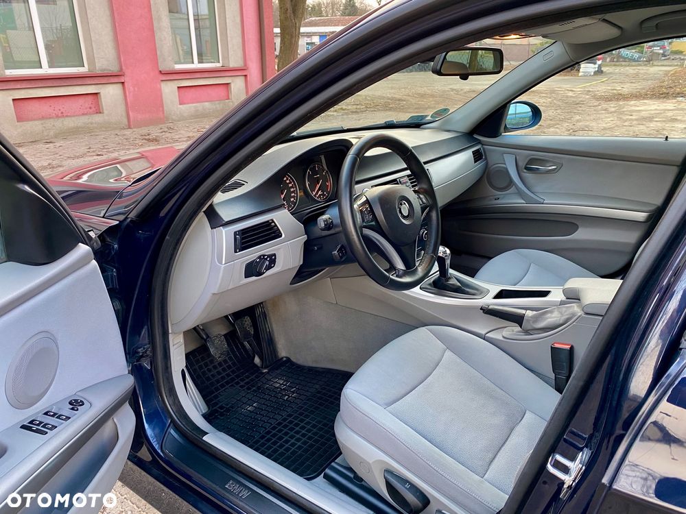 BMW Seria 3 320d - 20