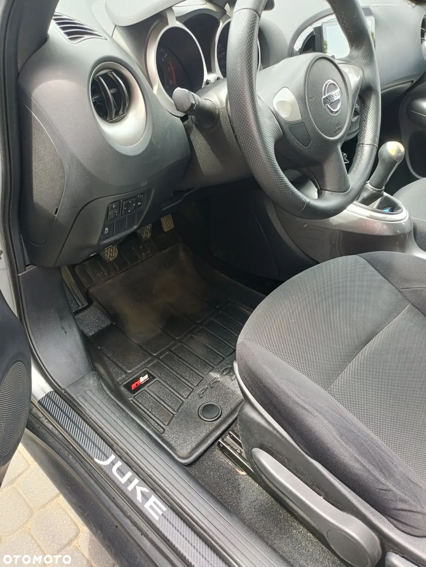 Nissan Juke 1.6 Visia - 1