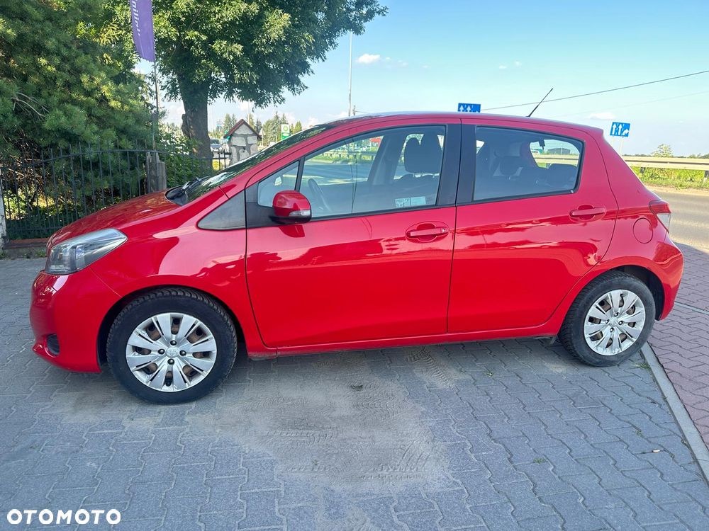 Toyota Yaris 1.0 Sol - 4