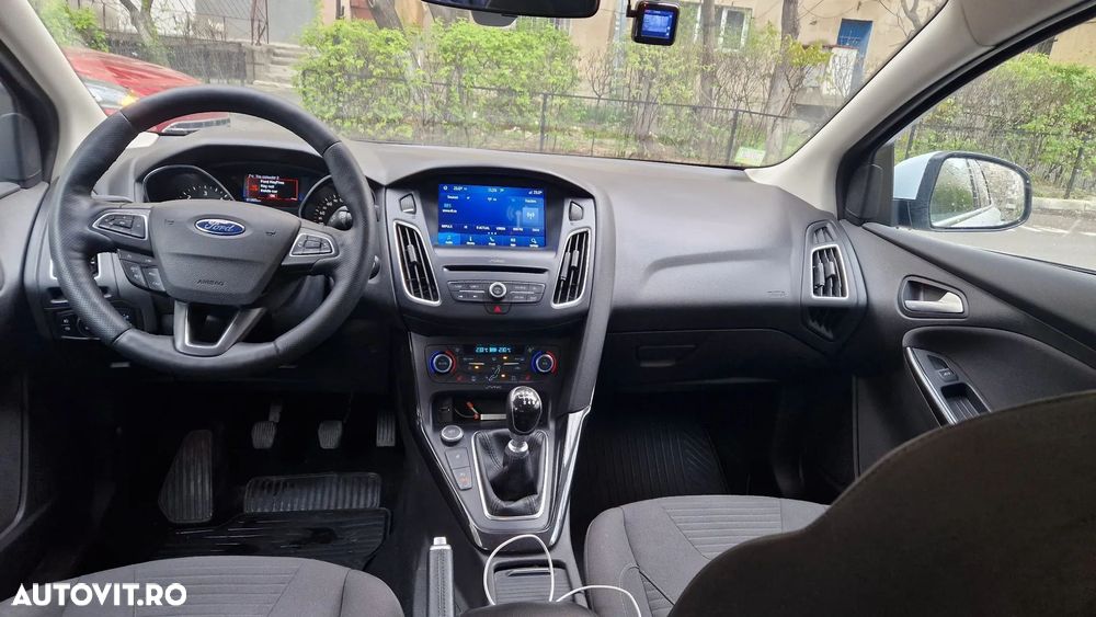 Ford Focus 2.0 TDCi Titanium - 11