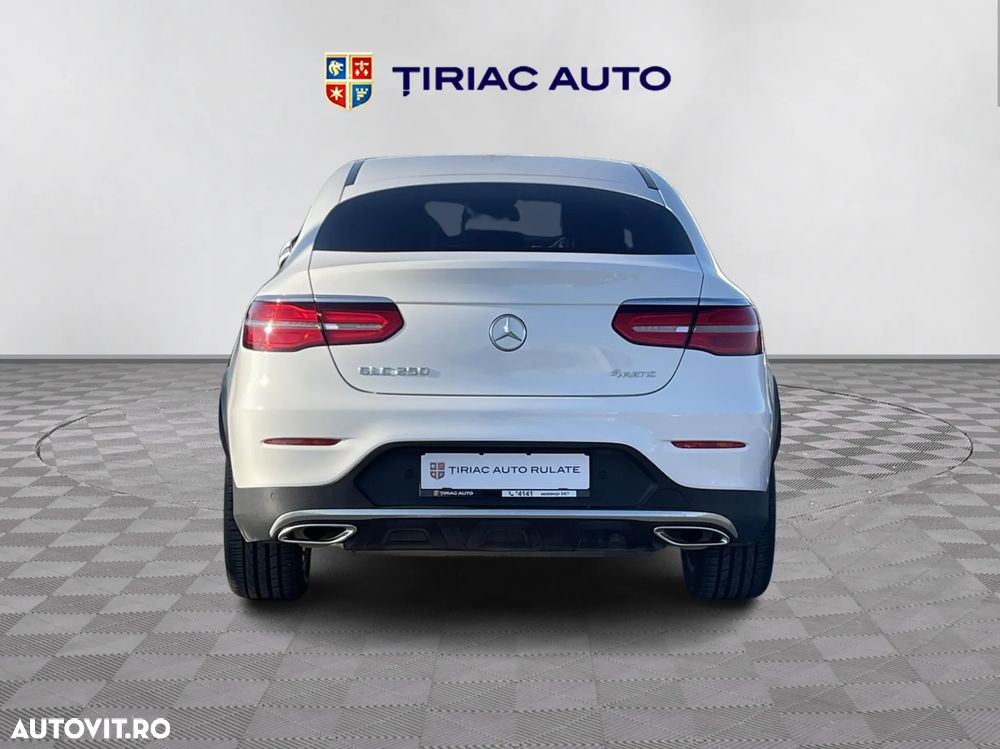 Mercedes-Benz GLC 250 4MATIC 9G-TRONIC AMG Line - 4