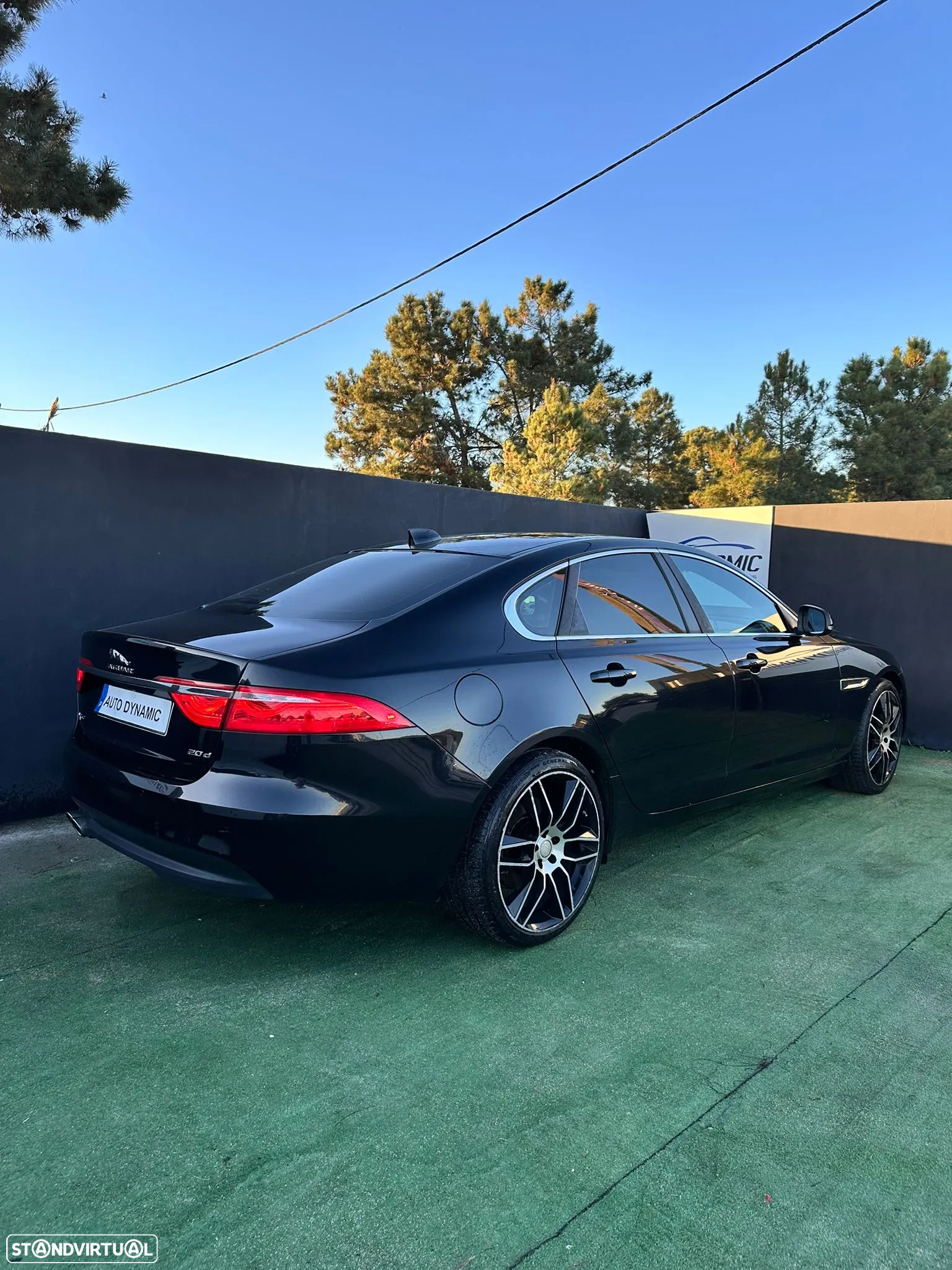 Jaguar XF 2.0 D Pure Aut. - 3