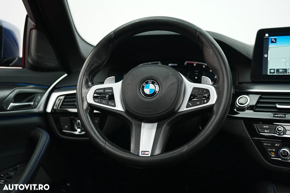 BMW Seria 5 530e Aut. M Sport Edition - 37