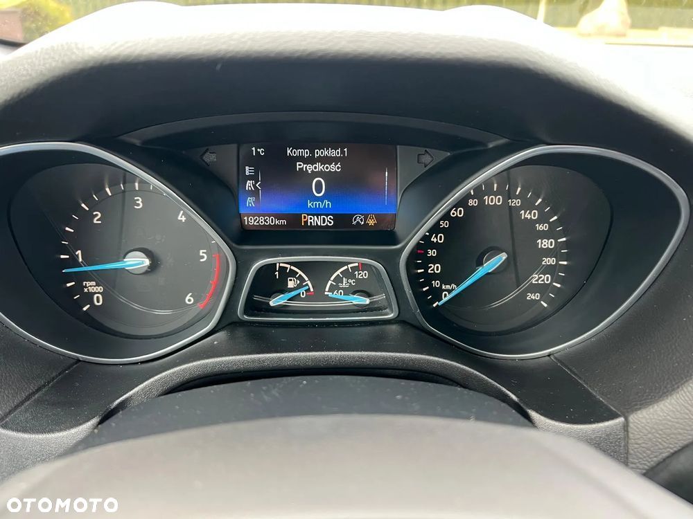 Ford Focus 1.5 EcoBlue Start-Stopp-System ST-LINE - 21