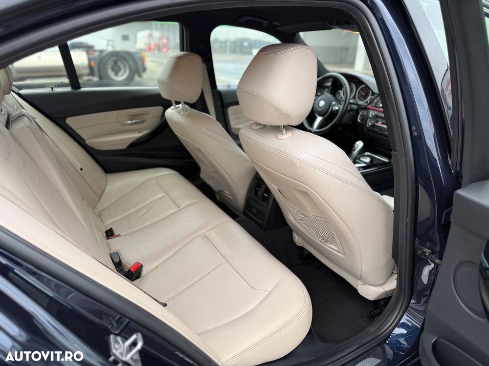 BMW Seria 3 320d Aut. Sport Line - 10