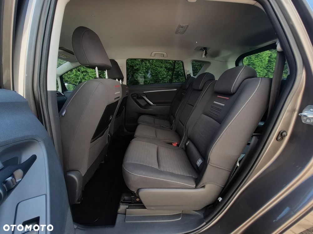 Toyota Verso 1.8 Prestige EU5 MS - 27