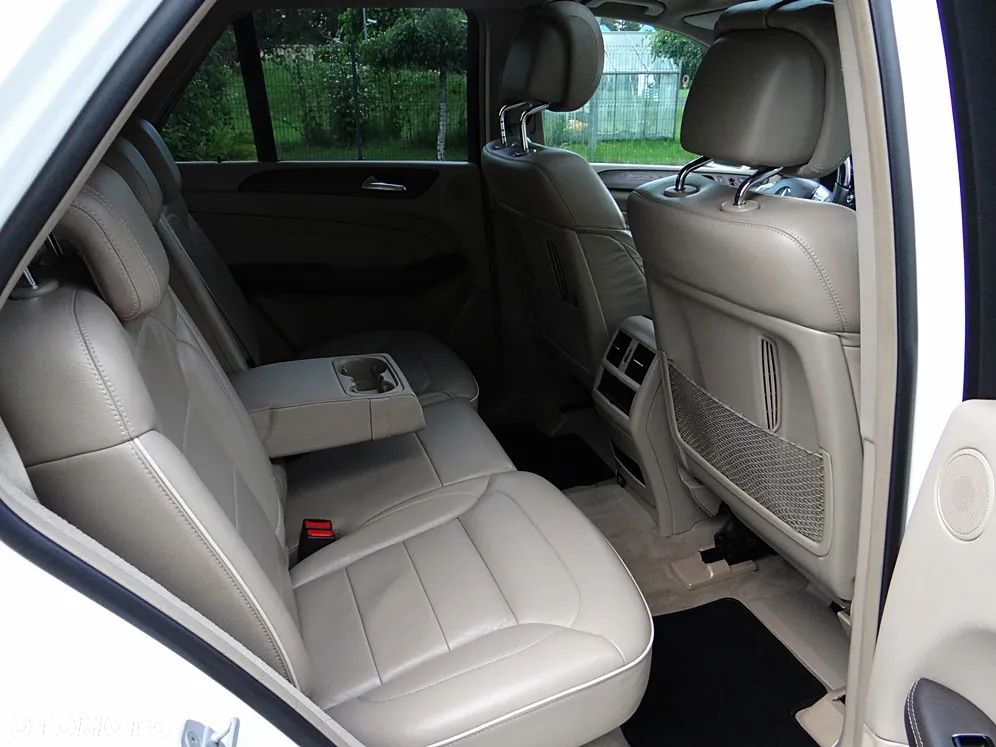 Mercedes-Benz ML 350 BlueTEC 4MATIC 7G-TRONIC - 37