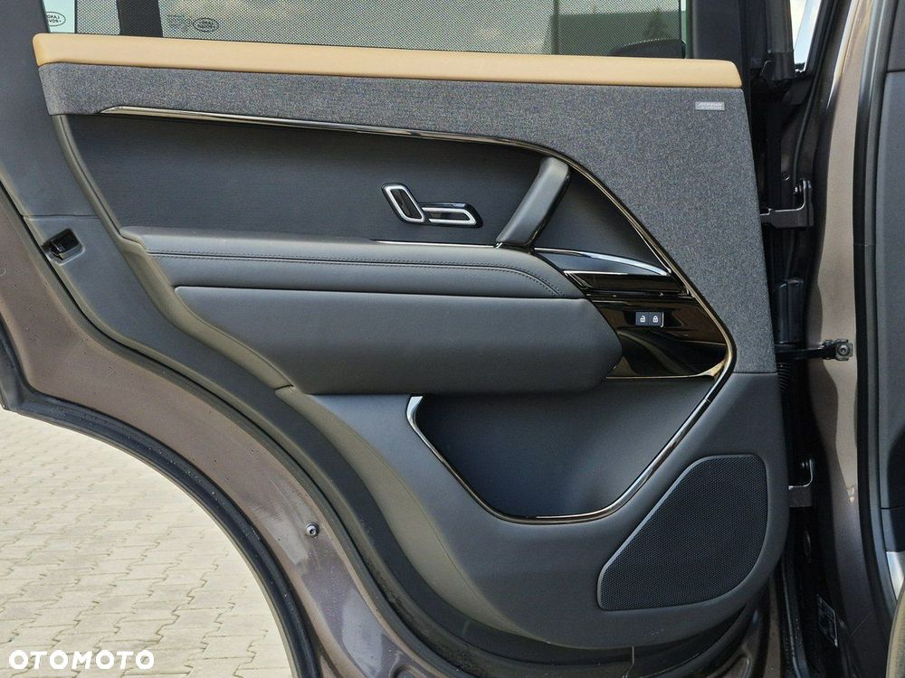 Land Rover Range Rover Sport - 24