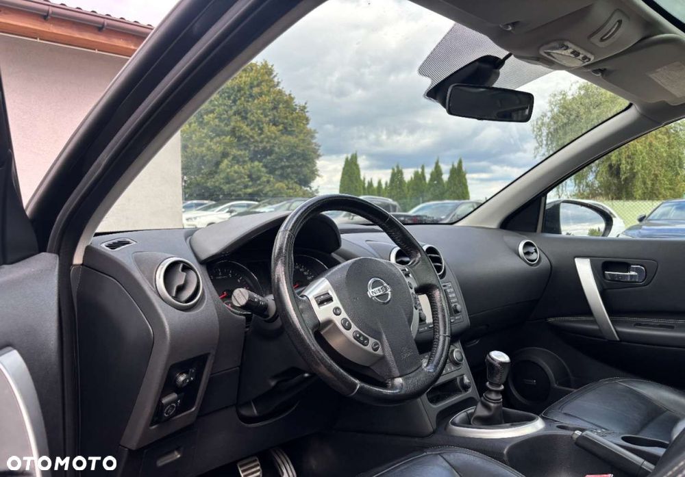 Nissan Qashqai - 14