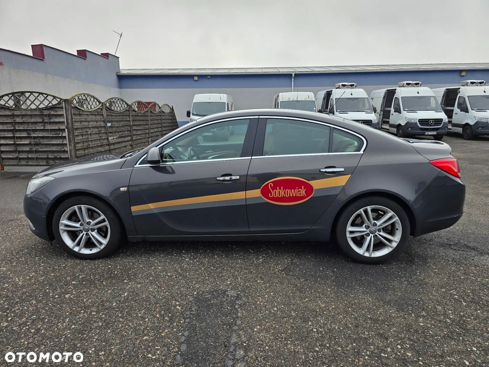 Opel Insignia - 8