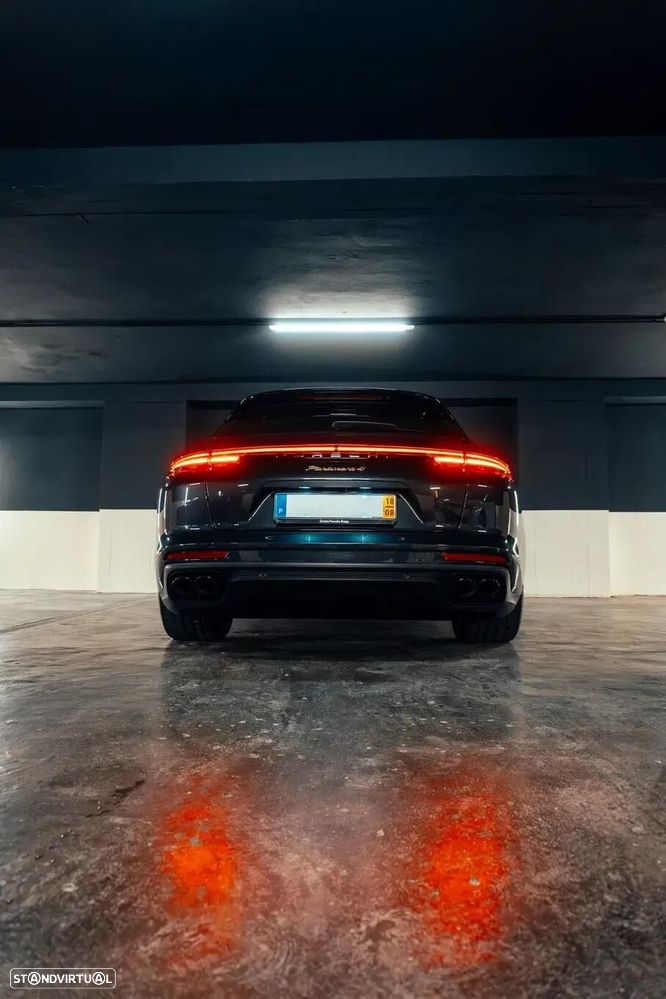 Porsche Panamera Sport Turismo — fotografia 12