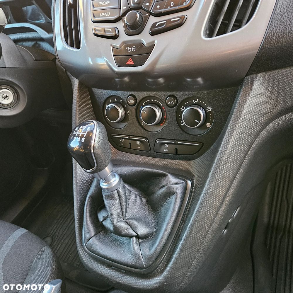 Ford Transit Connect - 10