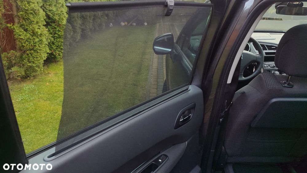 Peugeot 5008 HDI FAP 115 Allure - 25