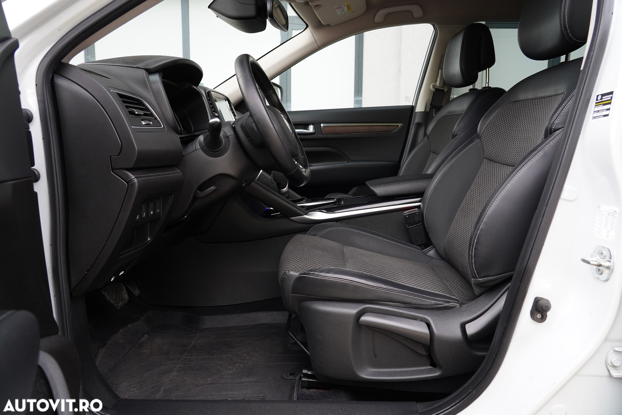 Renault Koleos ENERGY dCi 175 X-tronic 4WD INTENS - 22