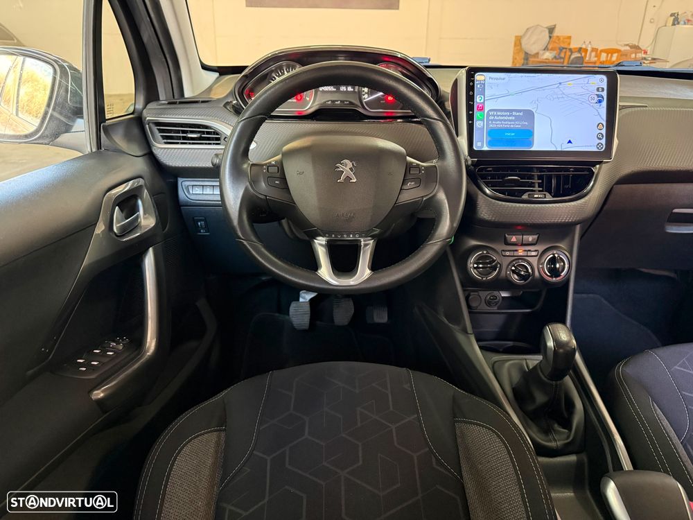 Peugeot 2008 1.2 PureTech Allure - 5