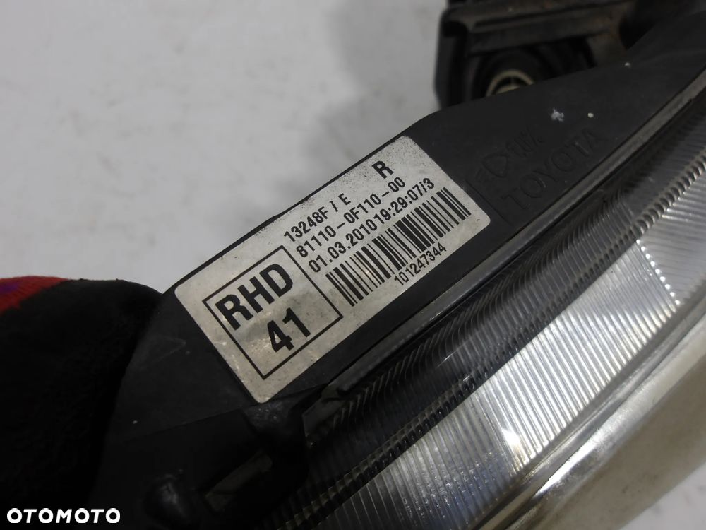 LAMPA LEWA PRAWA PRZÓD PRZEDNIA TOYOTA VERSO F-VAT - 13