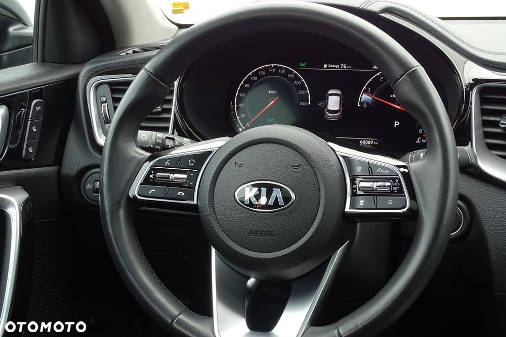 Kia XCeed 1.5 T-GDI MHEV Prestige Line DCT - 36