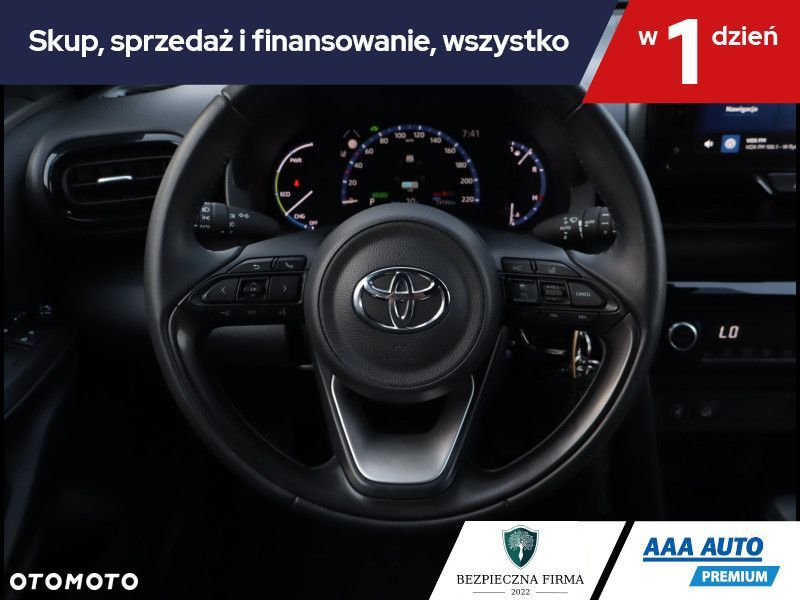 Toyota Yaris Cross - 18