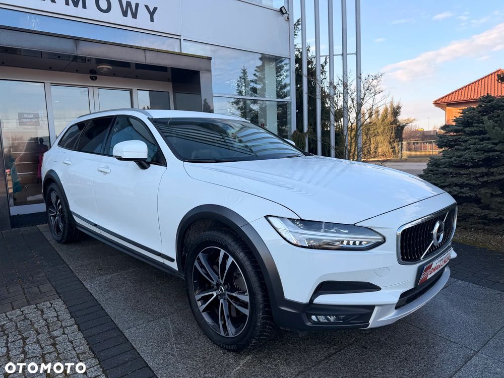 Volvo V90 Cross Country D5 SCR AWD - 24