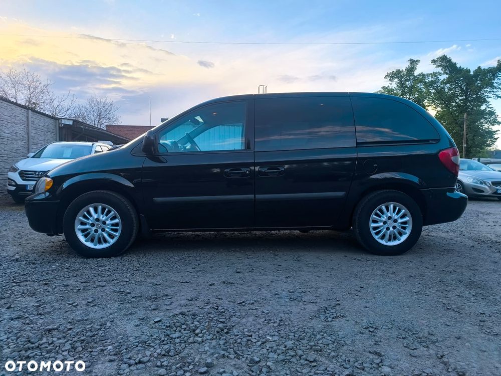 Chrysler Town & Country 3.3 LX - 10