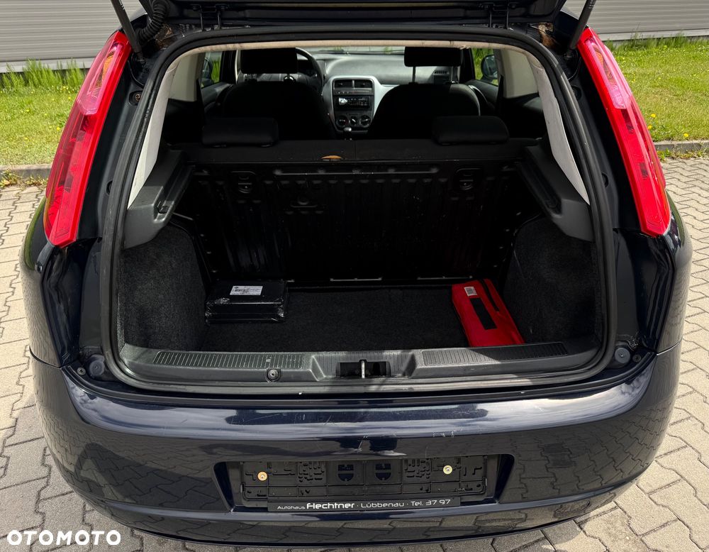 Fiat Punto 1.2 16V Active - 12