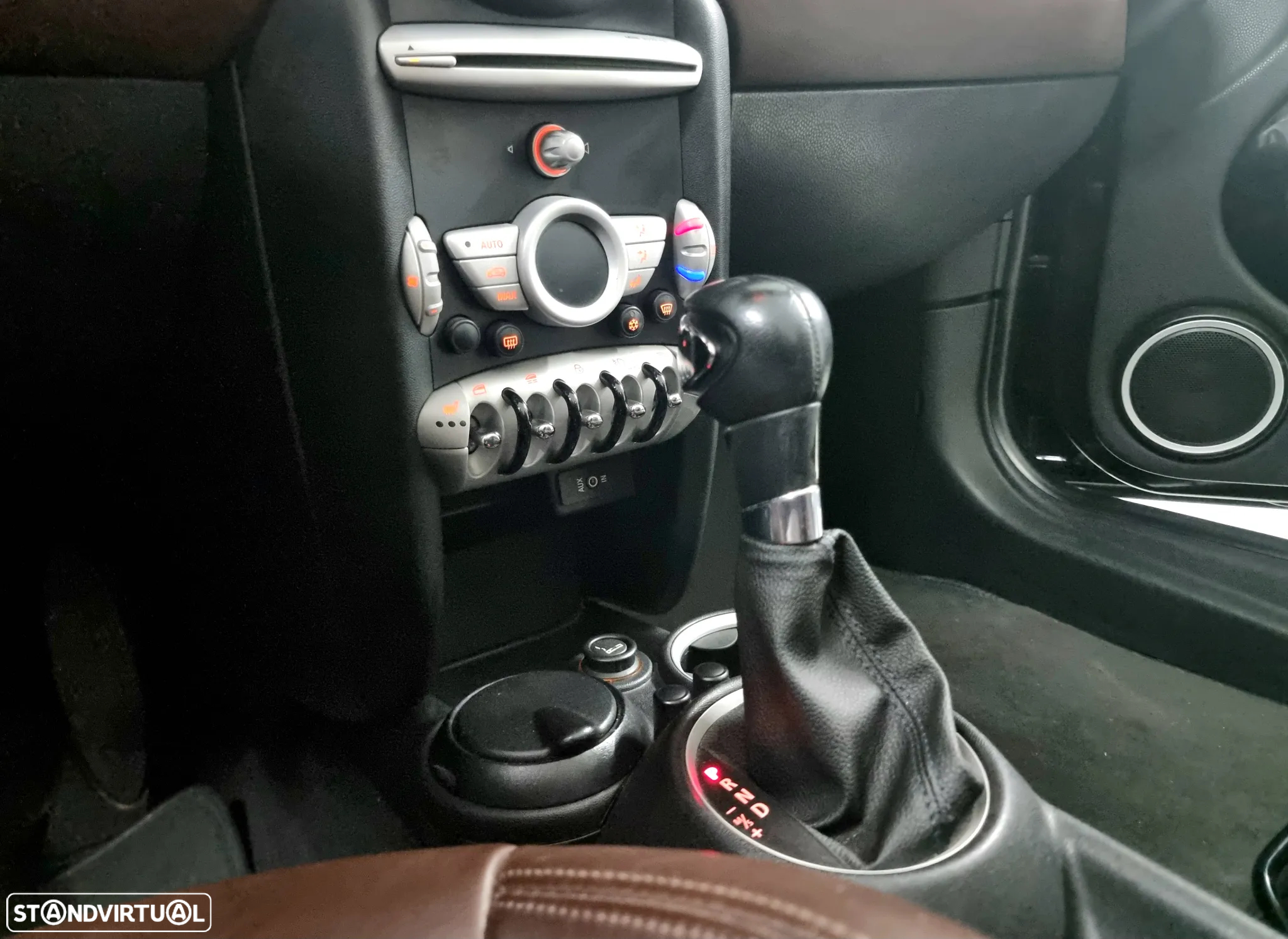 MINI Cabrio Cooper Auto - 2