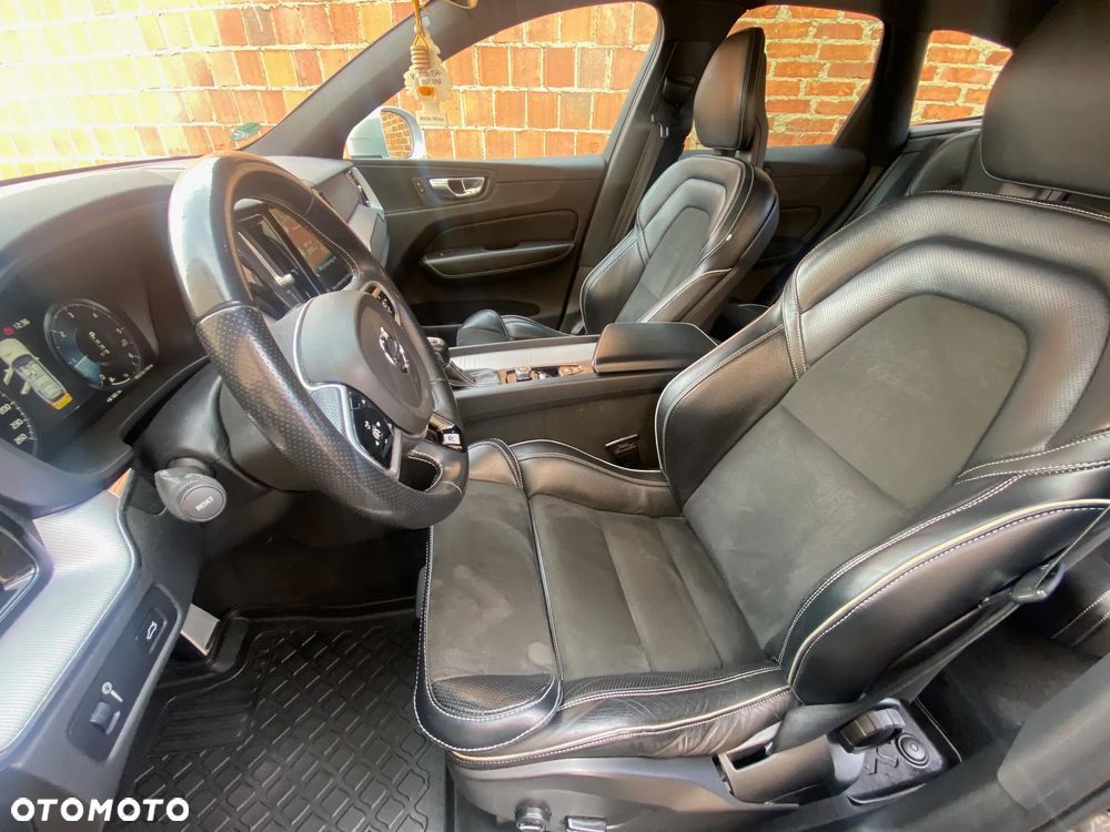 Volvo XC 60 D4 SCR AWD R-Design - 10