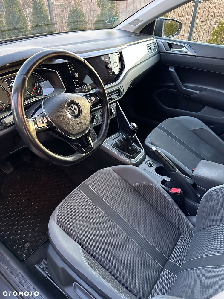 Volkswagen Polo - 10