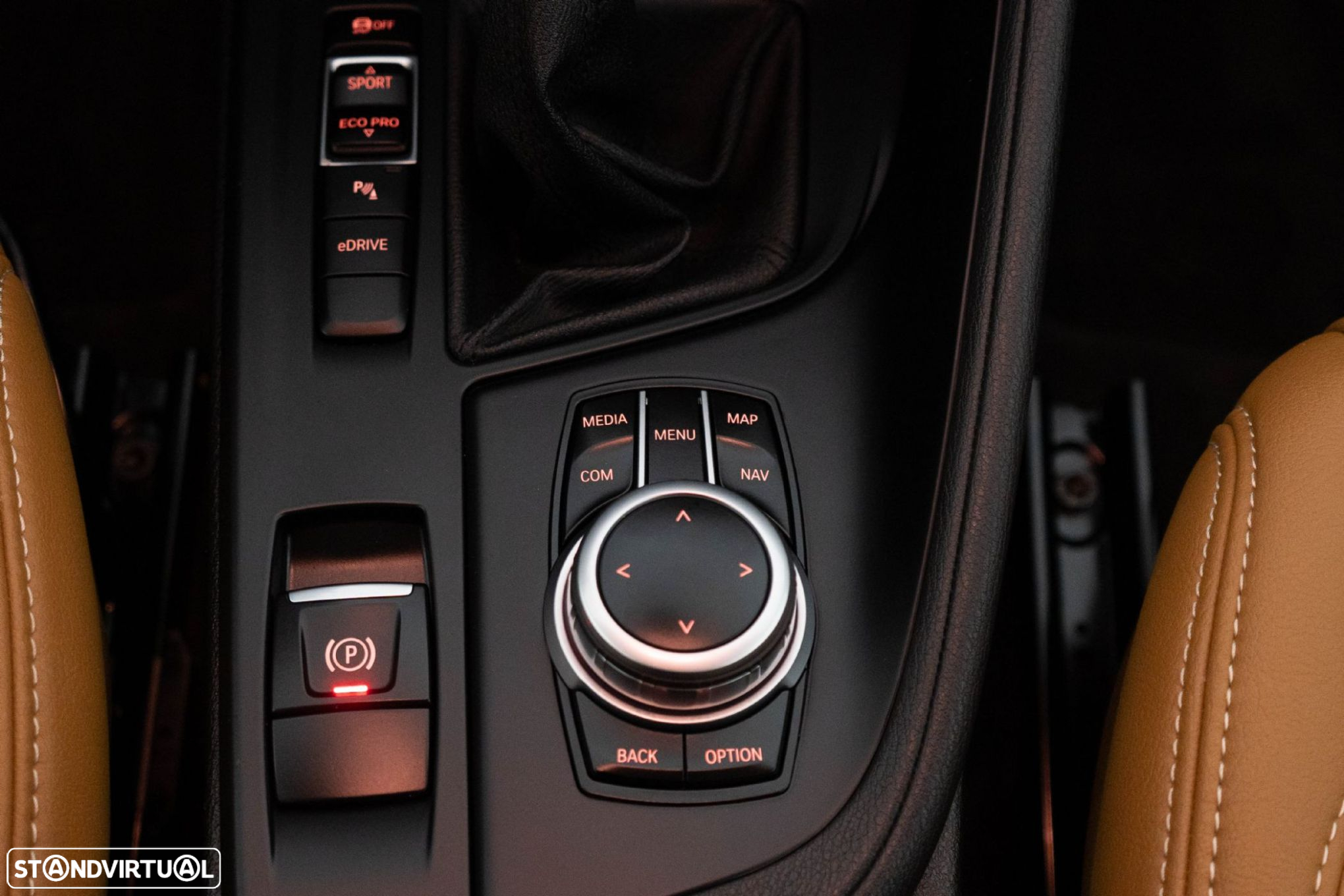 BMW X1 25 e xDrive Corporate Edition - 25