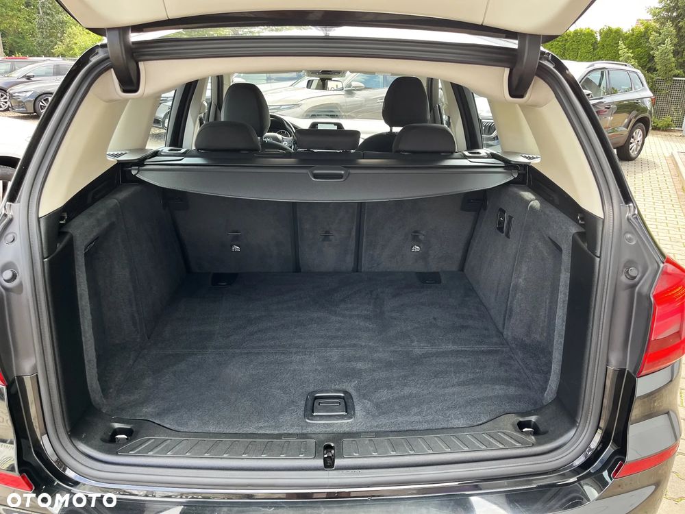 BMW X3 sDrive18d Advantage - 28