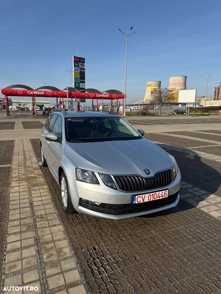 Skoda Octavia - 1