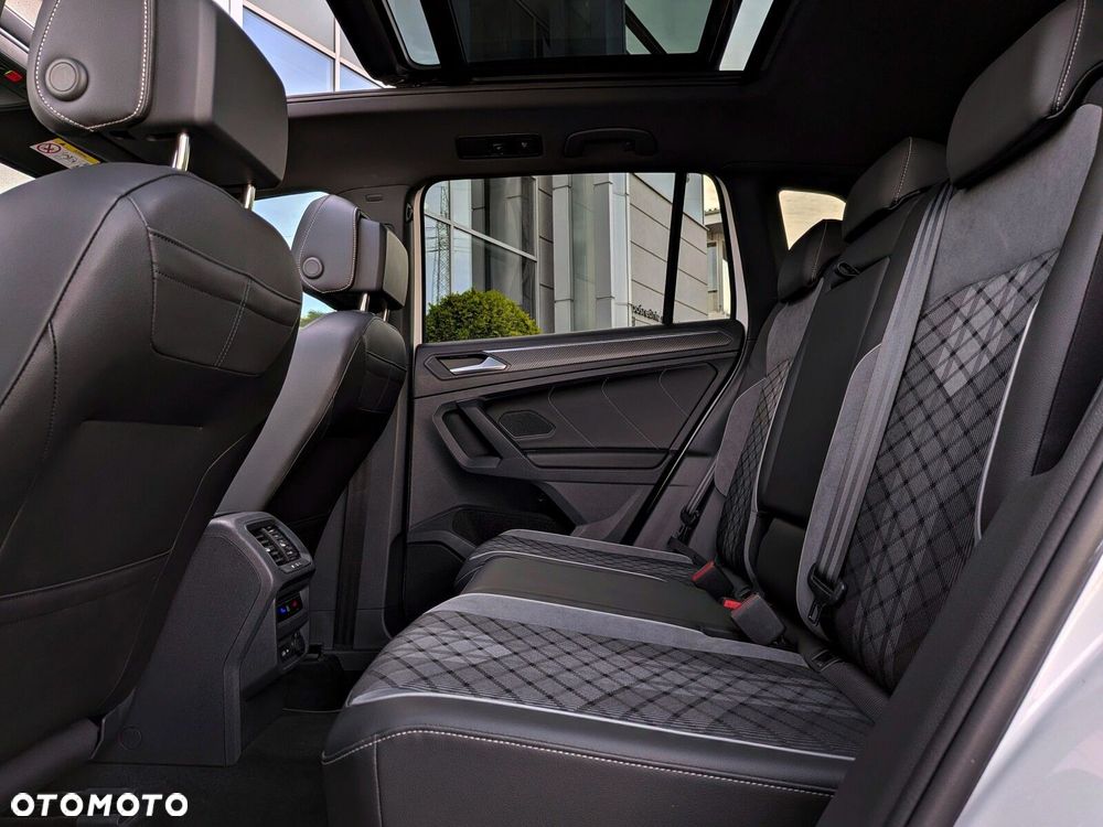 Volkswagen Tiguan 1.5 TSI EVO R-Line DSG - 12