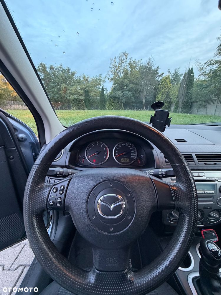 Mazda 2 - 8