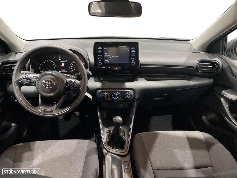 Toyota Yaris — fotografia 8
