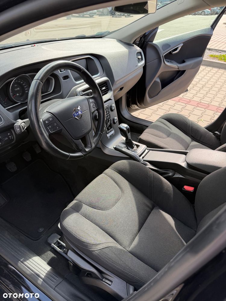 Volvo V40 T2 - 12