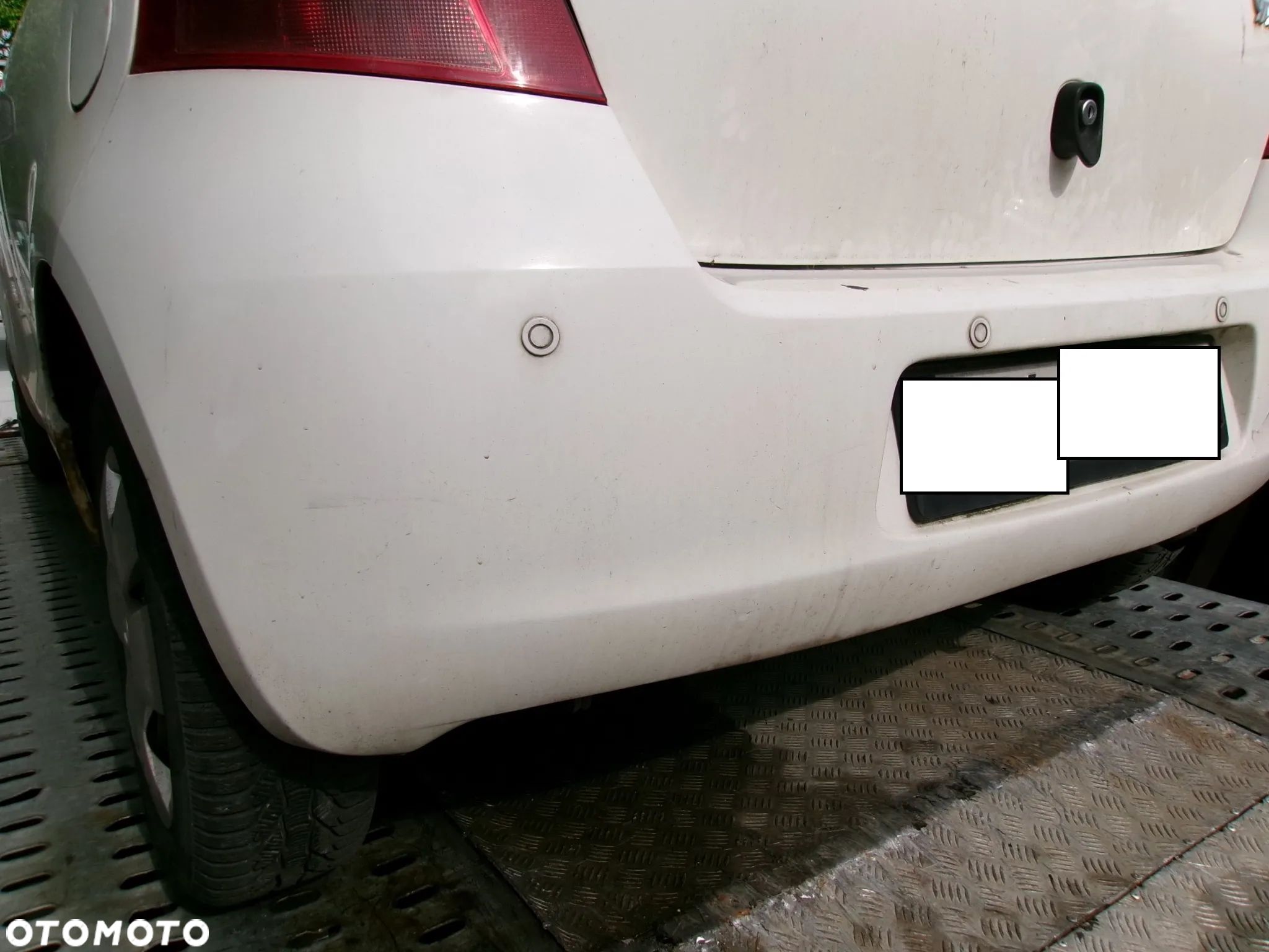 ZDERZAK TYŁ CZUJNIKI  TOYOTA YARIS II  05-09  068 - 4