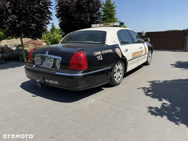 Lincoln Town Car 4.6 Executive - 8