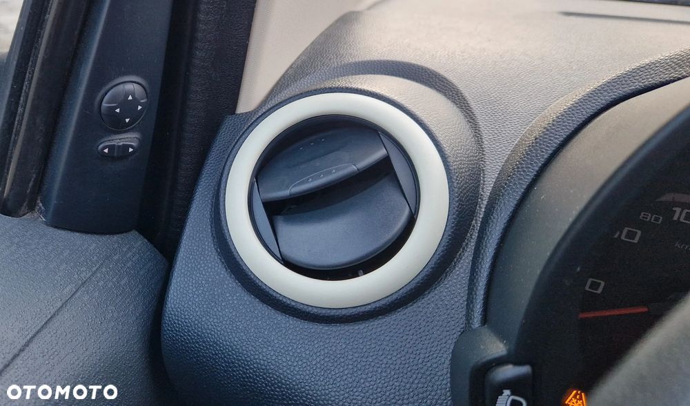 Ford KA 1.2 Titanium - 23