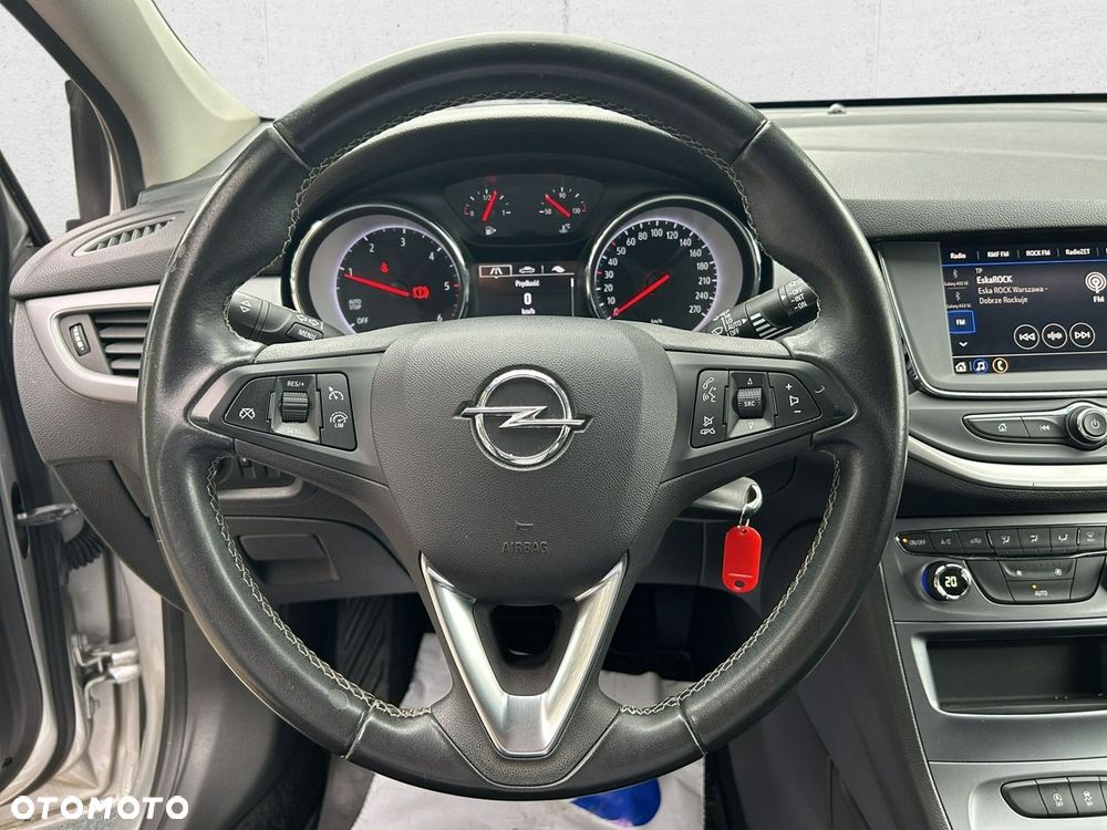 Opel Astra - 16