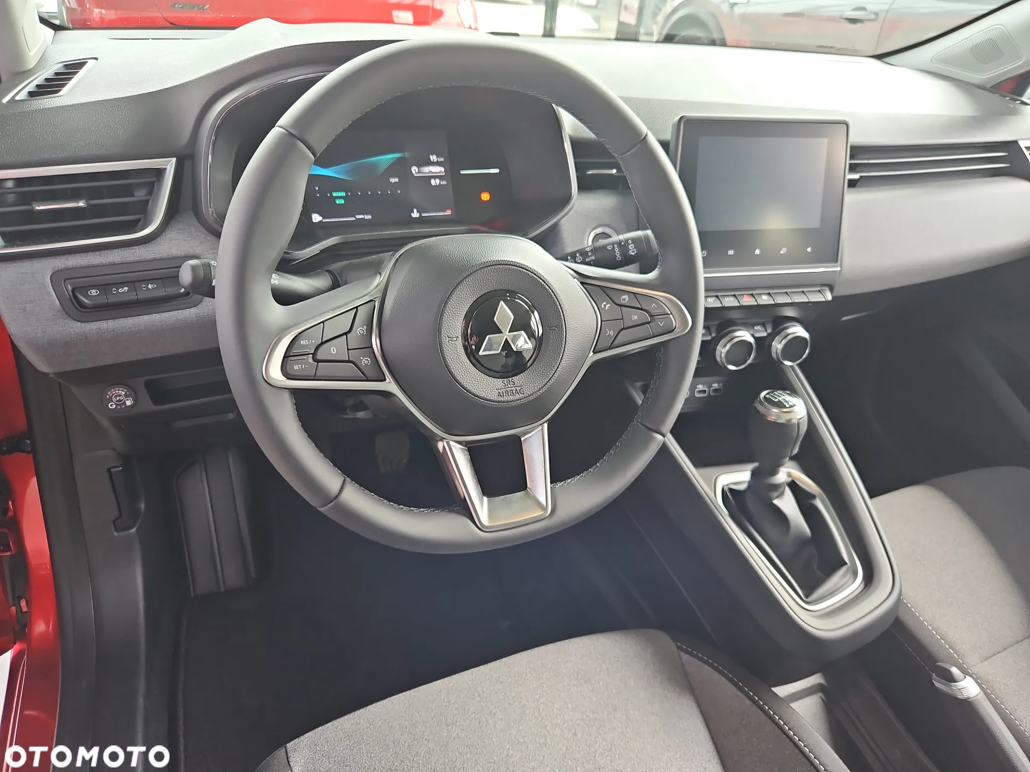 Mitsubishi Colt 1.0T Invite - 6